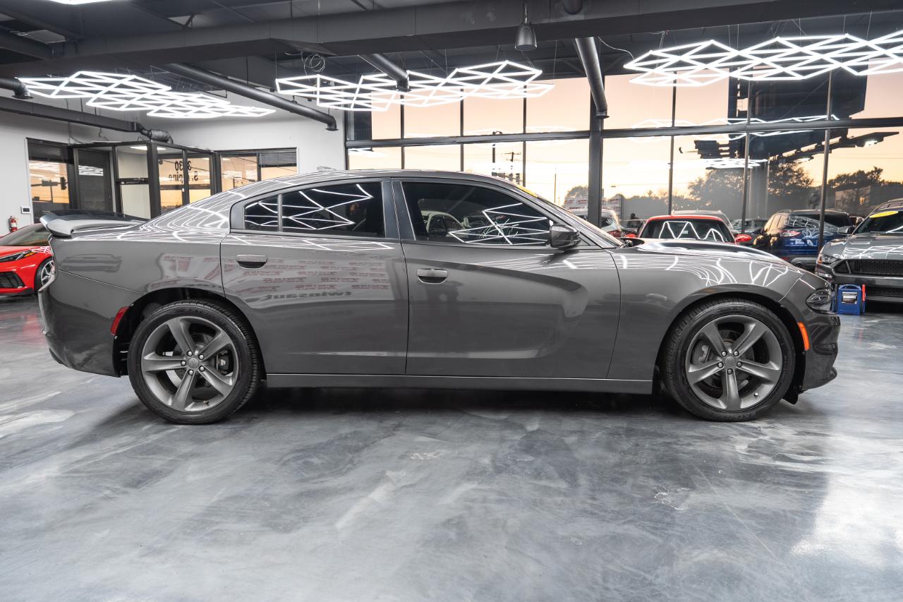 Dodge Charger  2018