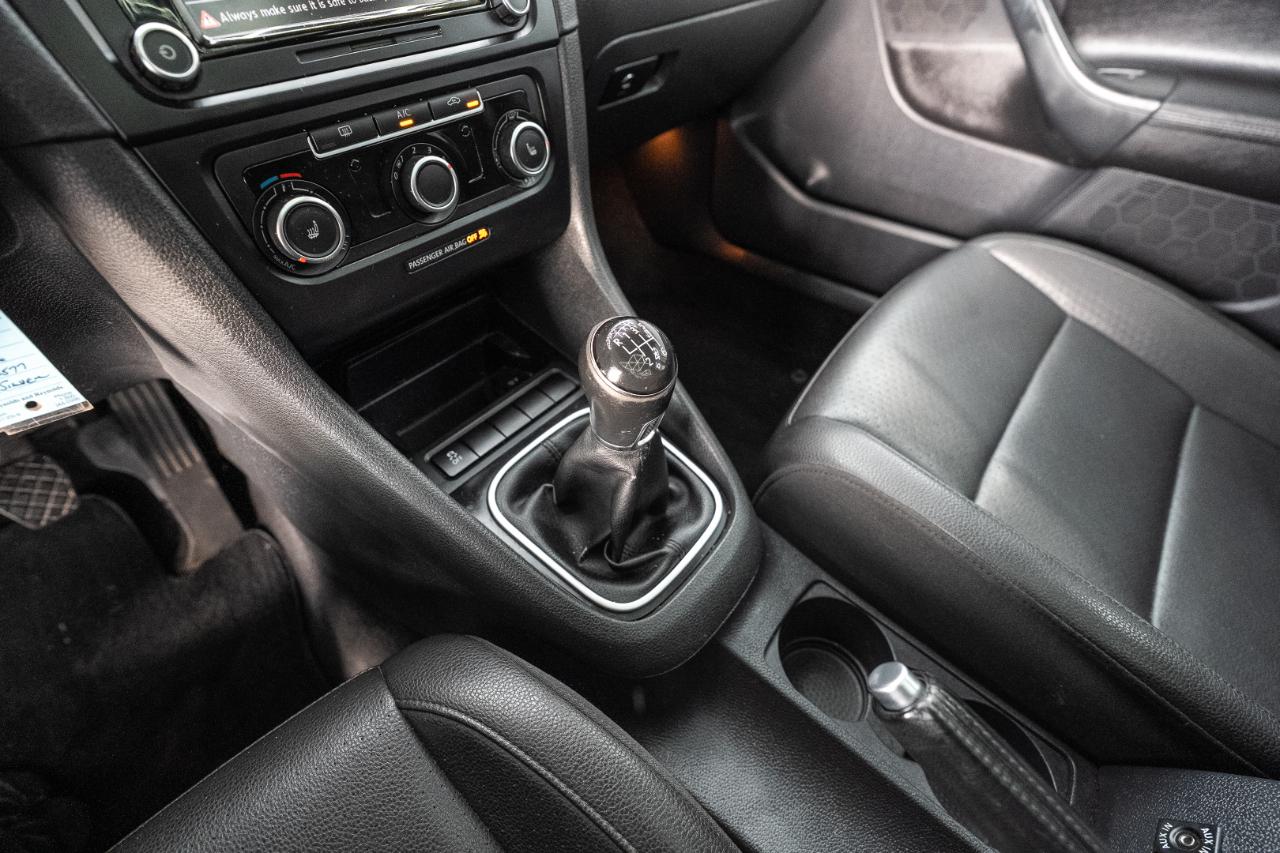 Volkswagen Jetta SportWagen 2.0L TDI 2014