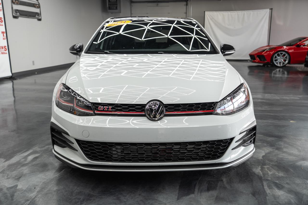 Volkswagen Golf GTI S 6M 2021