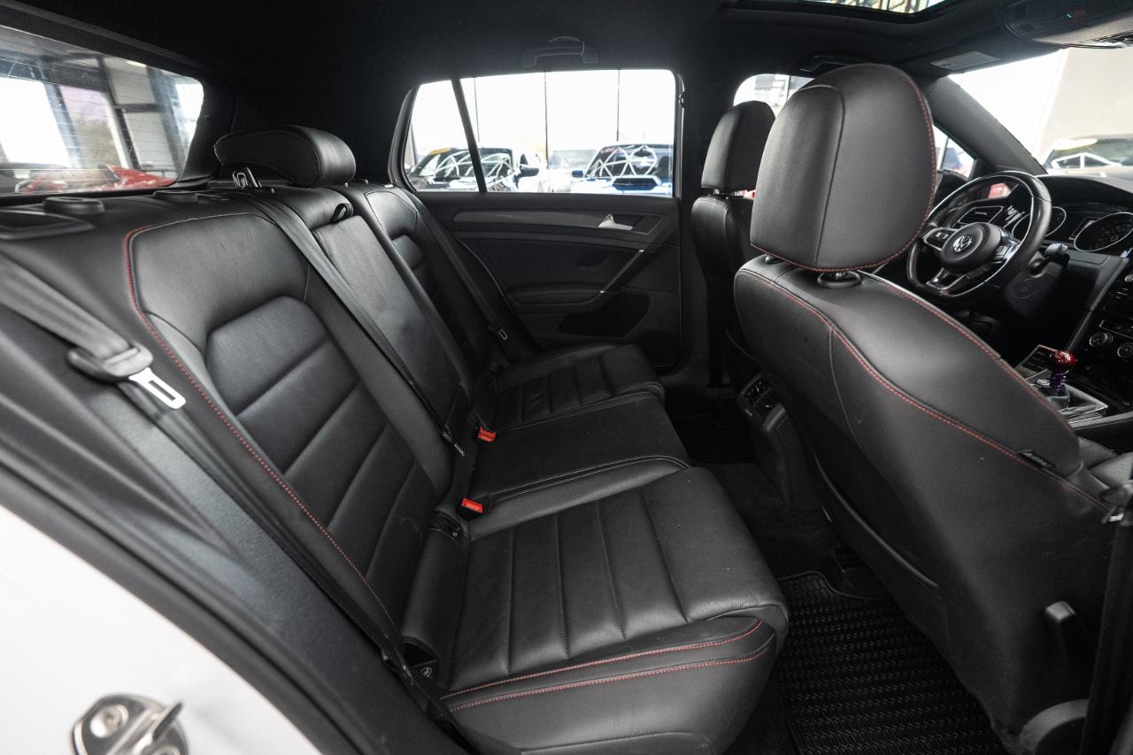 Volkswagen Golf GTI S 6M 2021