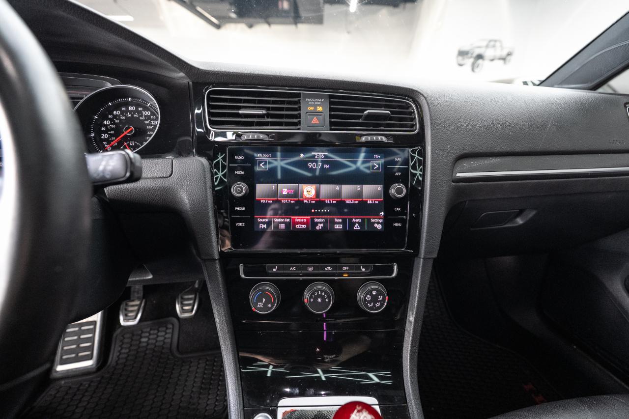 Volkswagen Golf GTI S 6M 2021