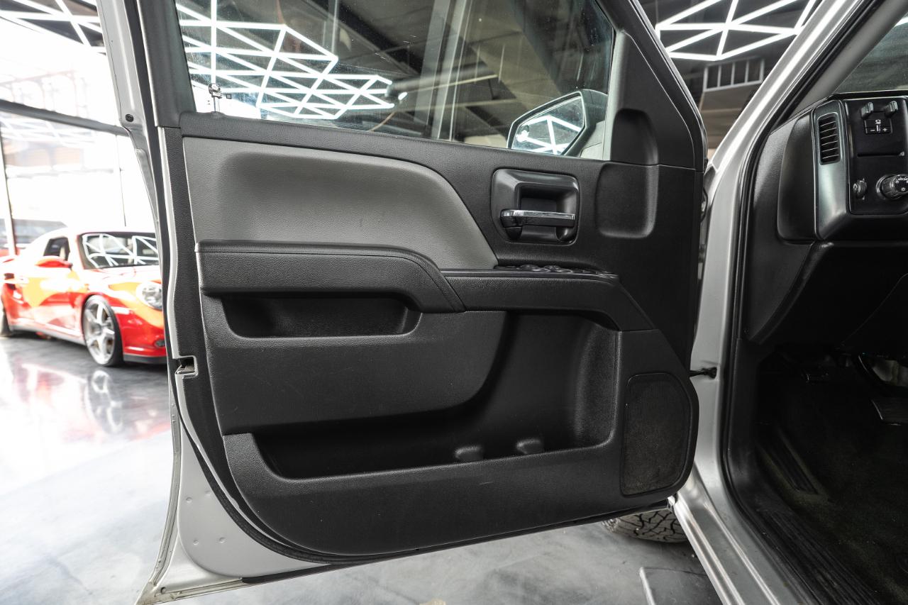 Chevrolet Silverado 1500 4WD Crew Cab 147" Custom 2018