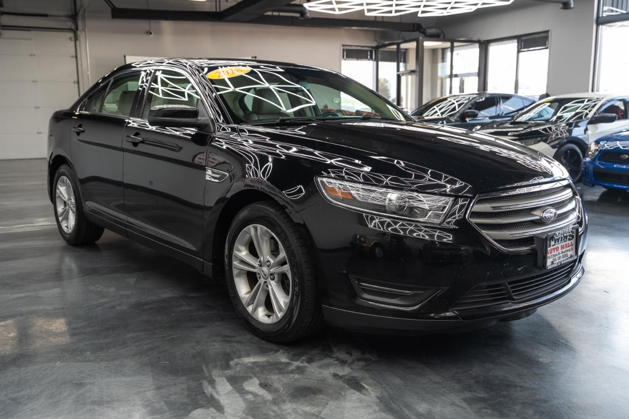Ford Taurus SEL FWD 2018