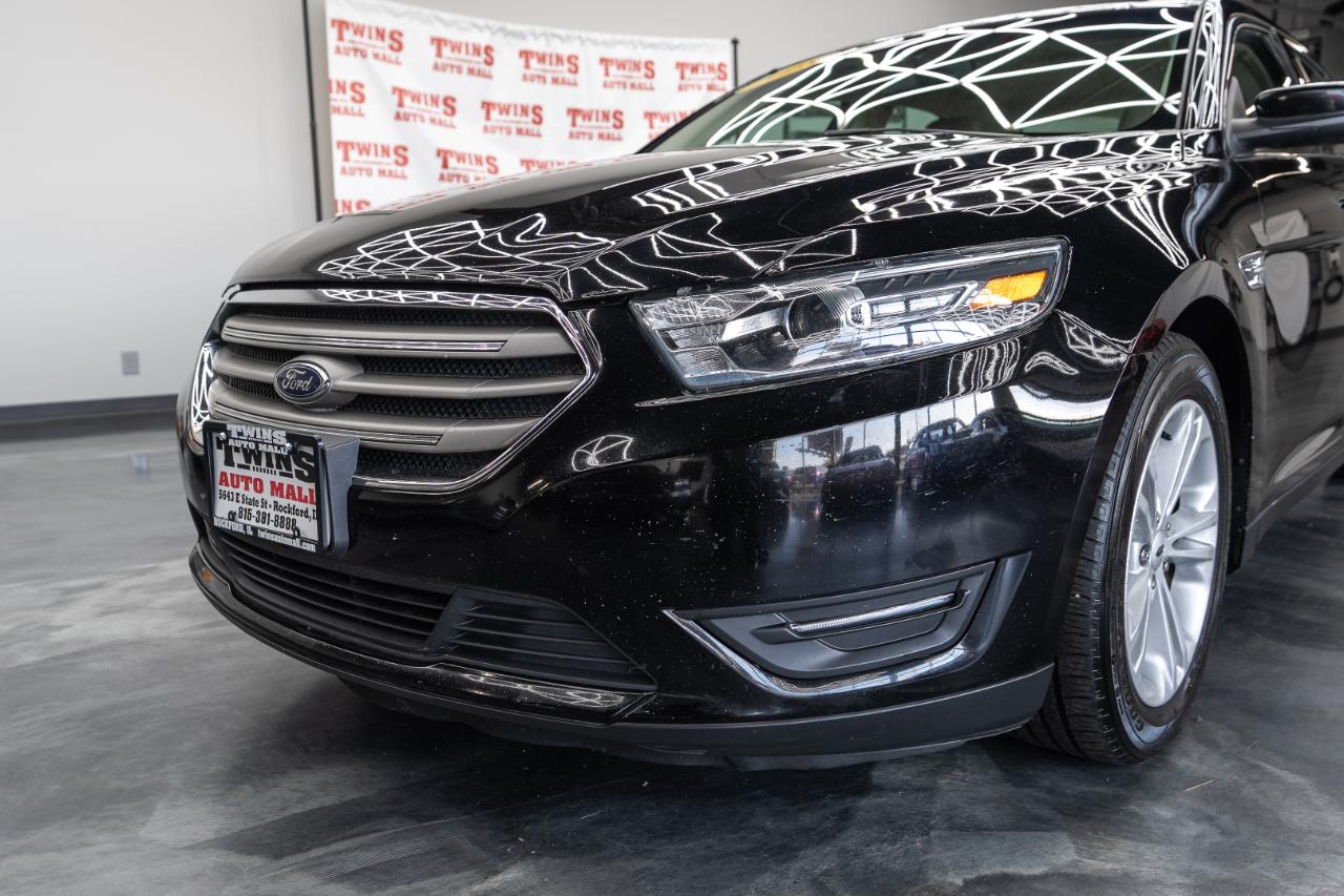 Ford Taurus SEL FWD 2018