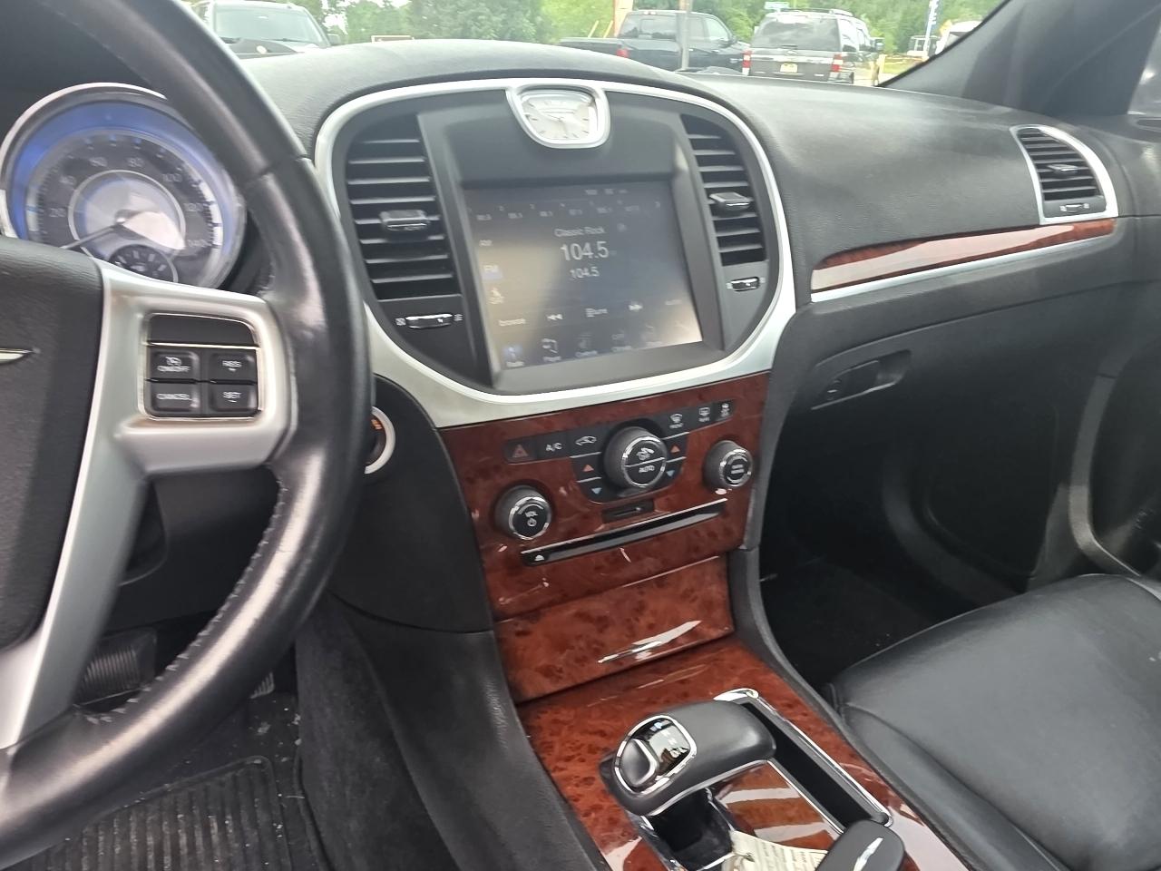 Chrysler 300 AWD 2014