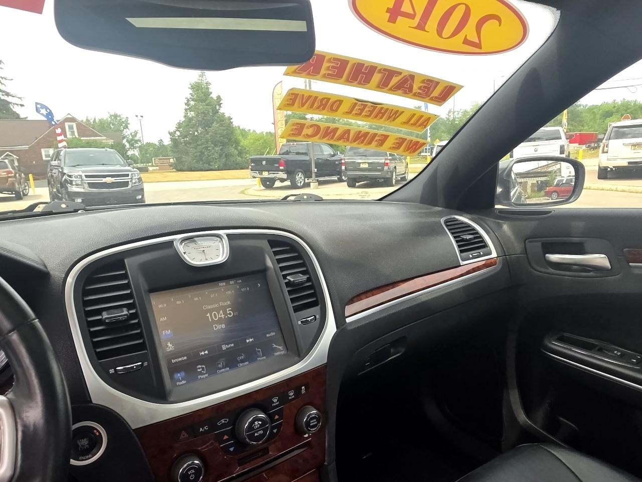 Chrysler 300 AWD 2014