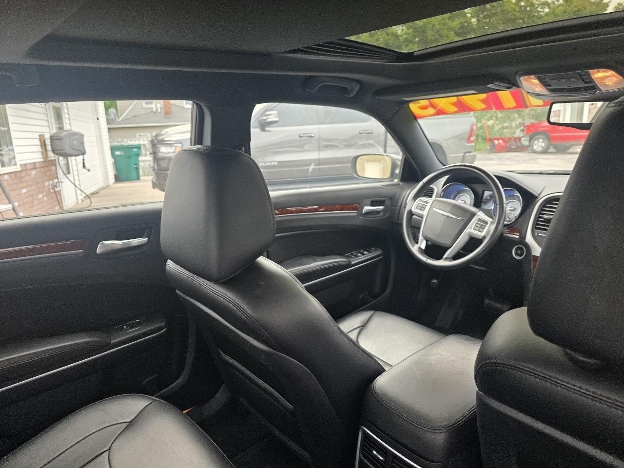 Chrysler 300 AWD 2014