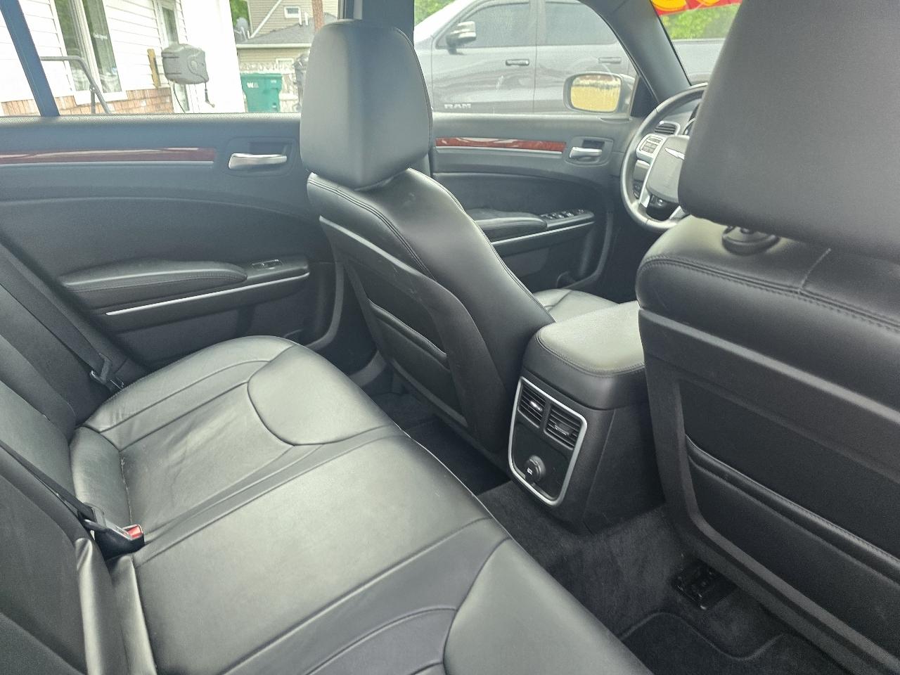 Chrysler 300 AWD 2014