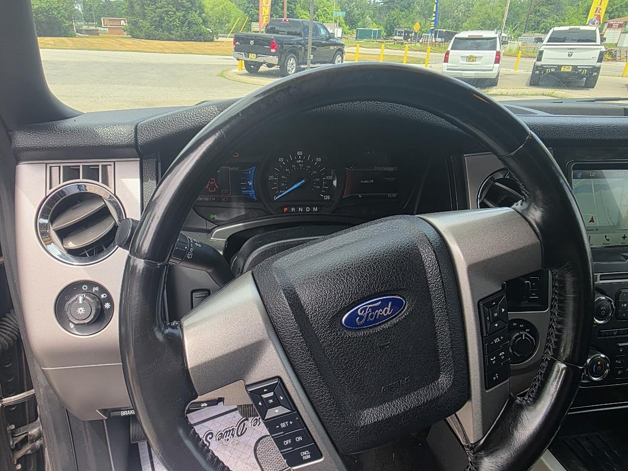 Ford Expedition EL Limited 4WD 2017
