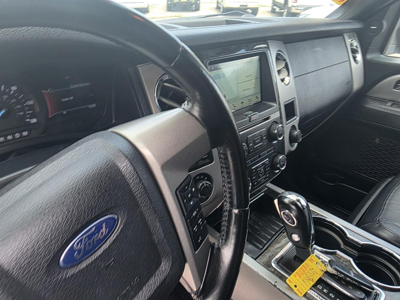 Ford Expedition EL Limited 4WD 2017