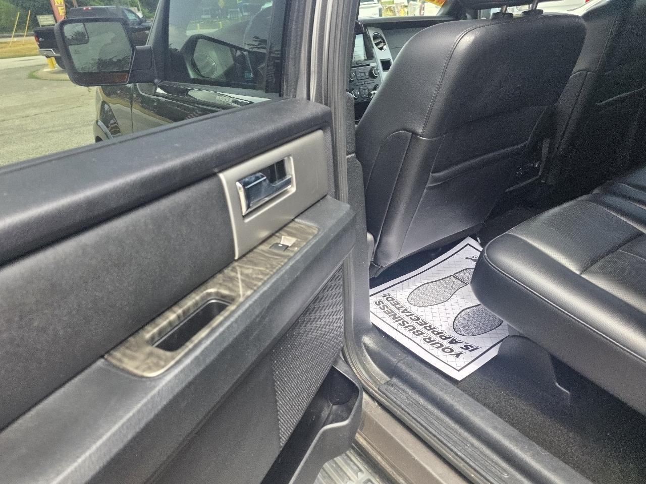 Ford Expedition EL Limited 4WD 2017
