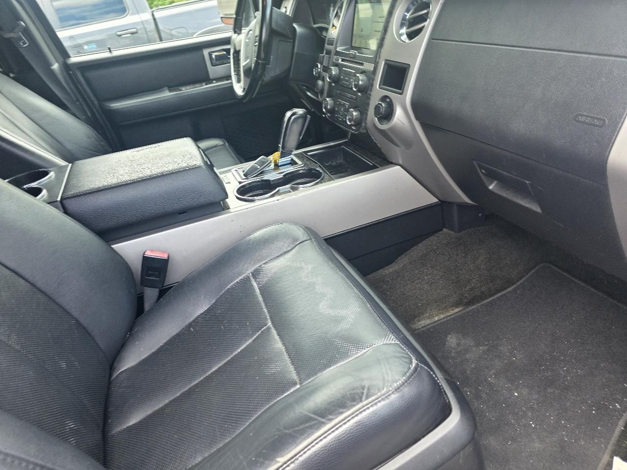 Ford Expedition EL Limited 4WD 2017