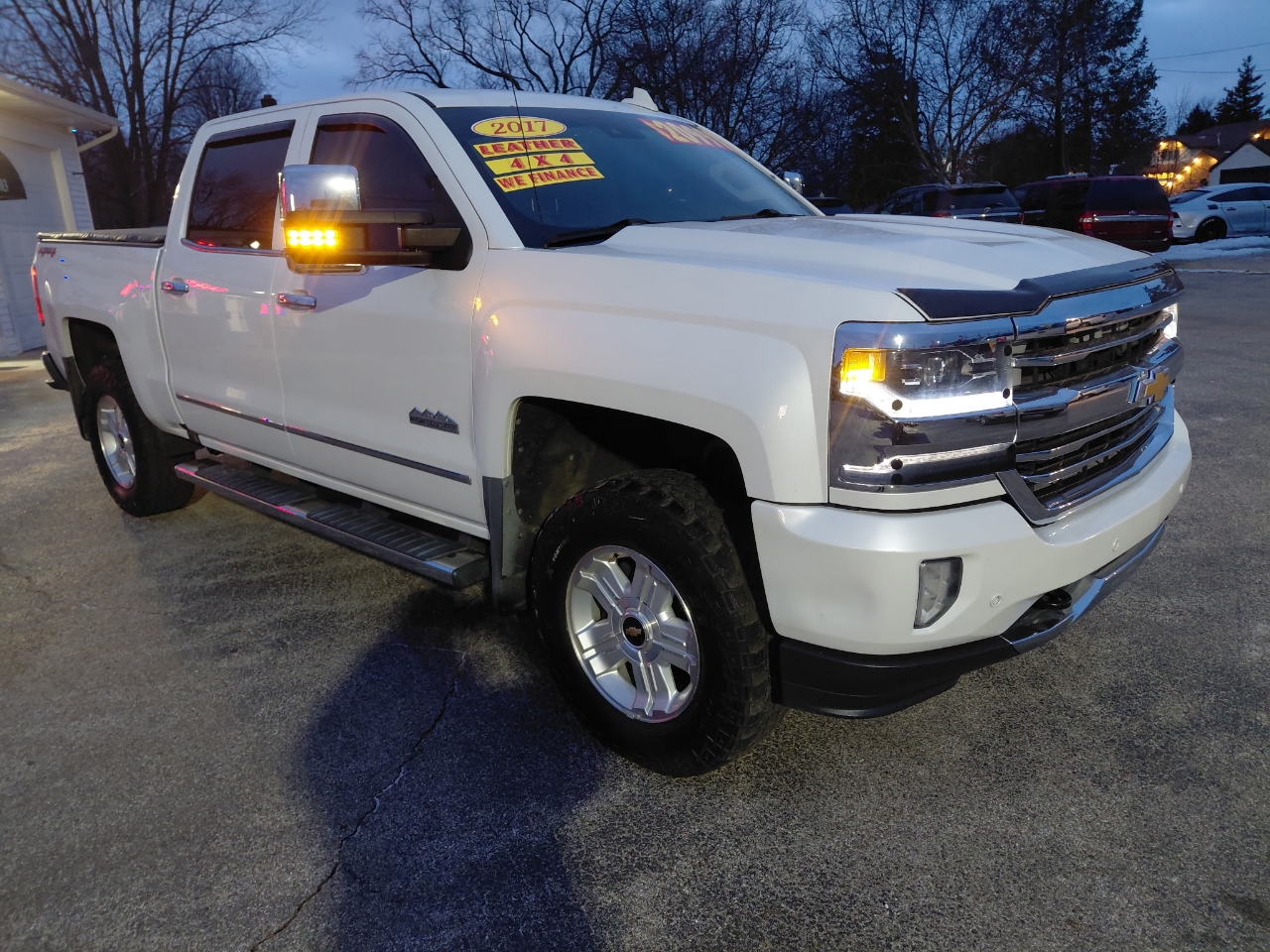 Chevrolet Silverado 1500 High Country Crew Cab Short Box 4WD 2017