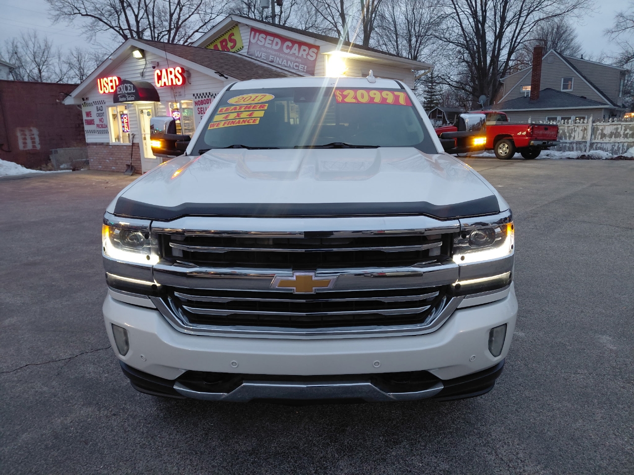 Chevrolet Silverado 1500 High Country Crew Cab Short Box 4WD 2017
