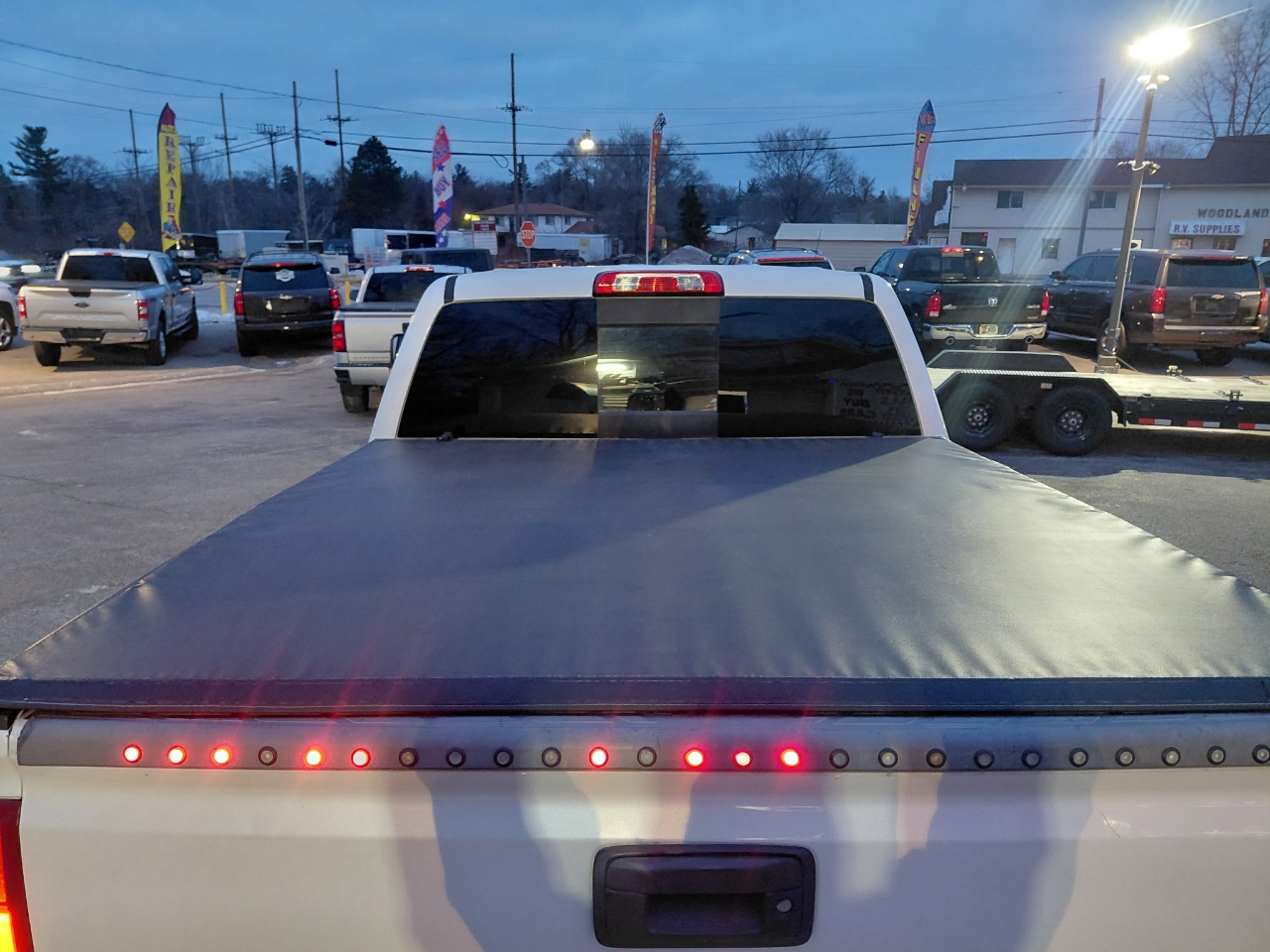 Chevrolet Silverado 1500 High Country Crew Cab Short Box 4WD 2017