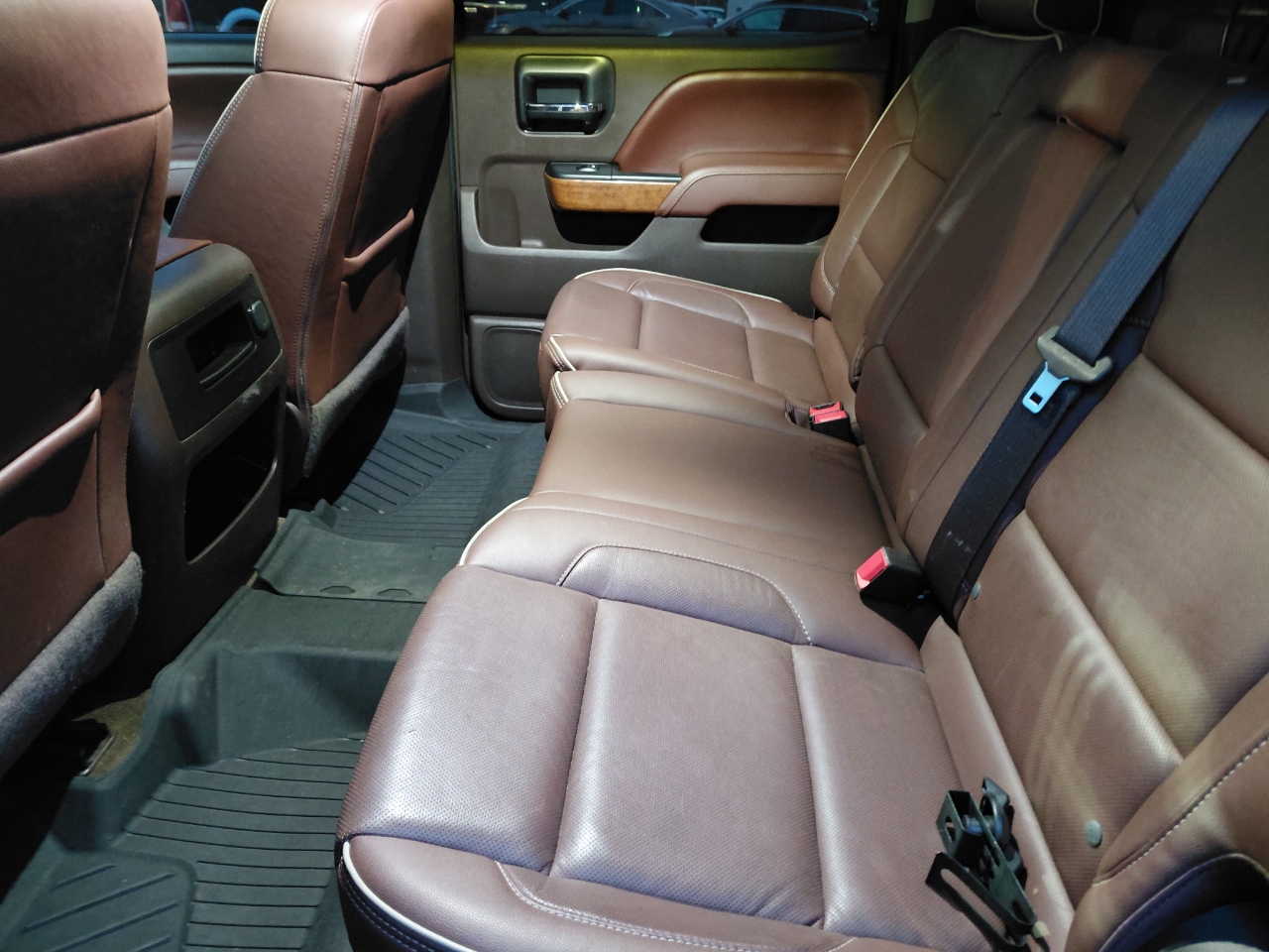 Chevrolet Silverado 1500 High Country Crew Cab Short Box 4WD 2017