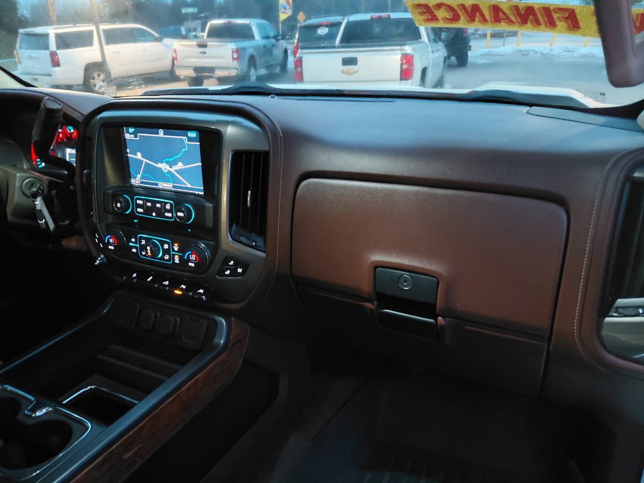 Chevrolet Silverado 1500 High Country Crew Cab Short Box 4WD 2017