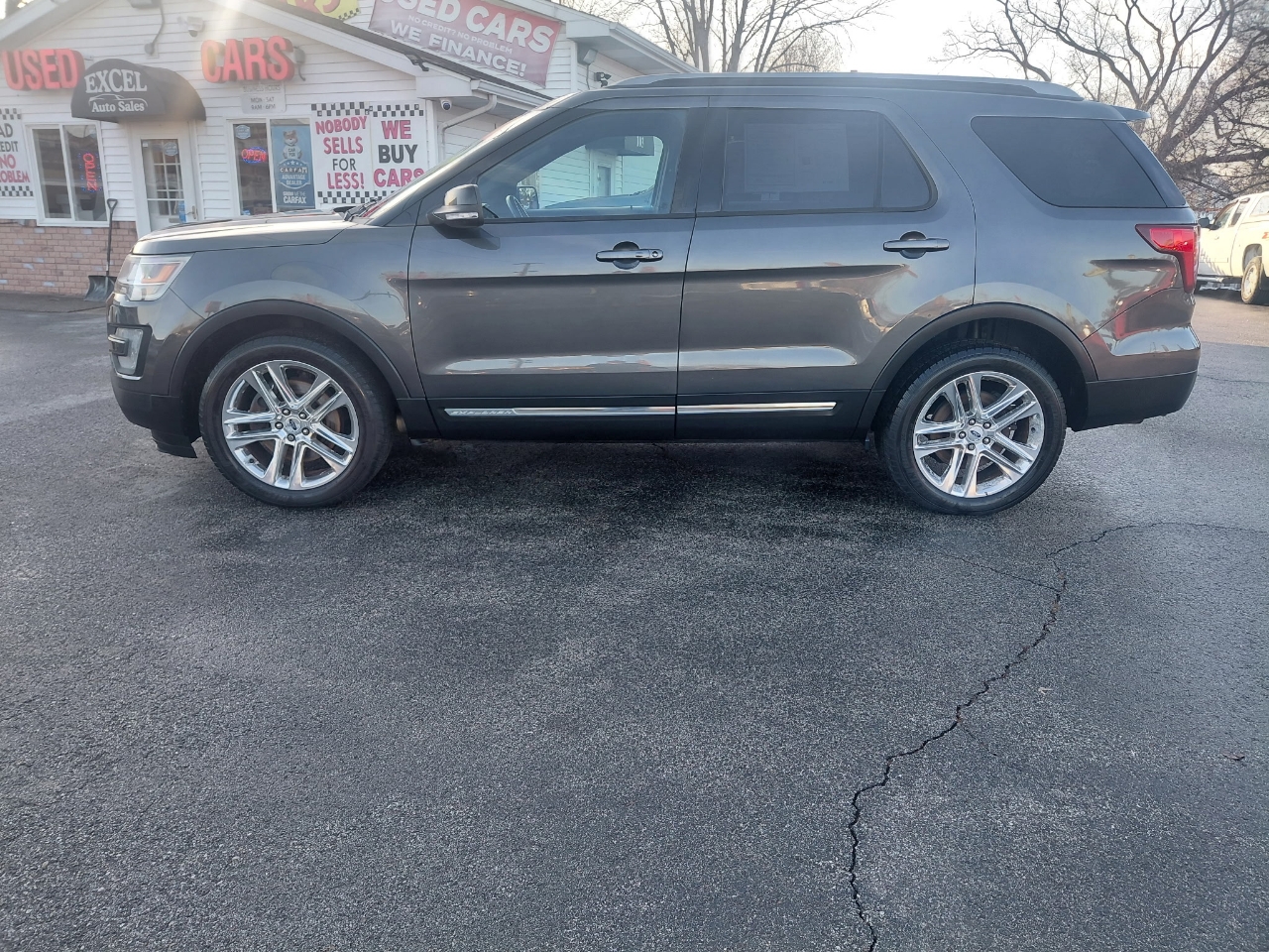 Ford Explorer XLT 4WD 2016