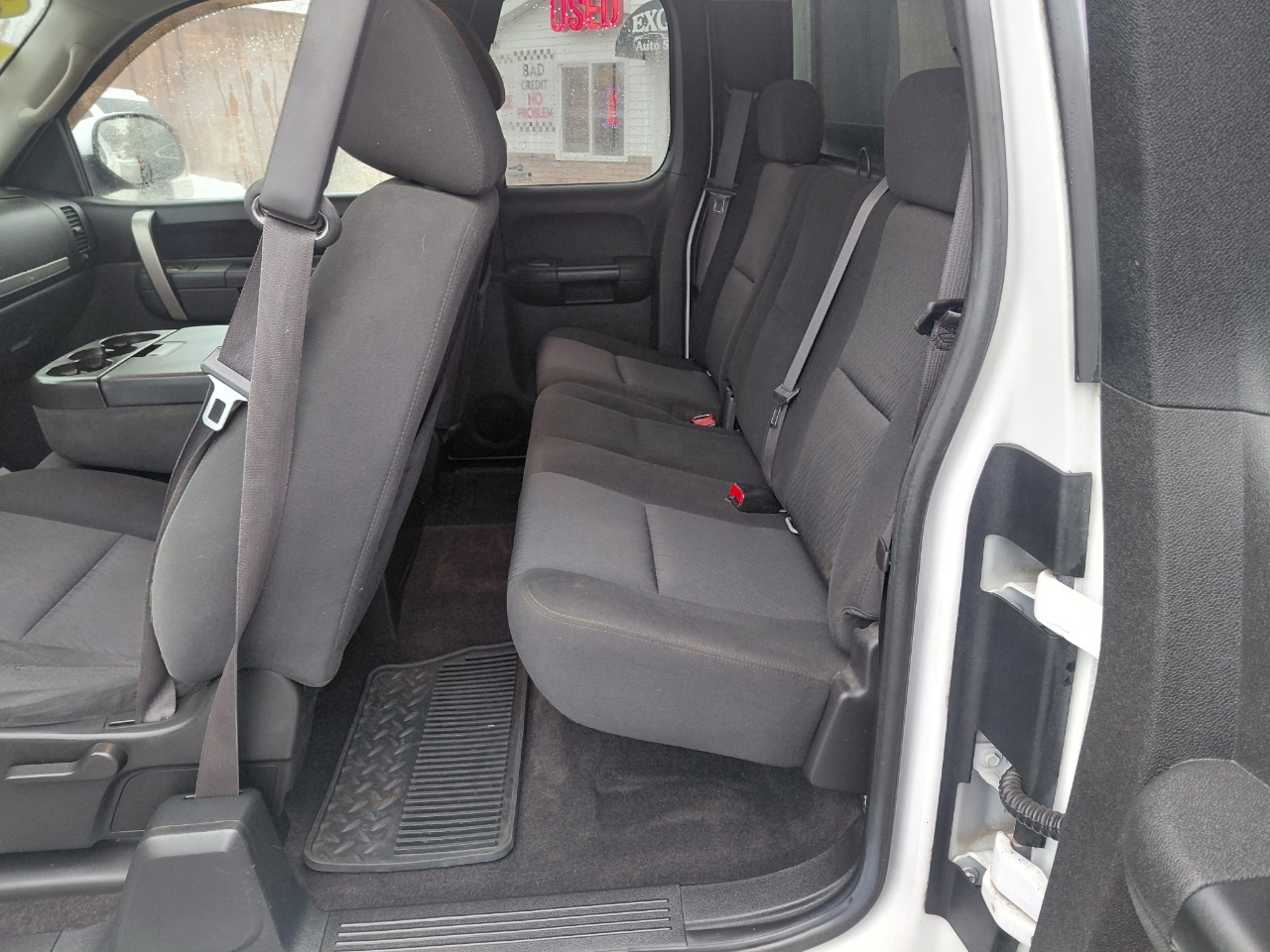 Chevrolet Silverado 1500 LT Ext. Cab Long Box 4WD 2011