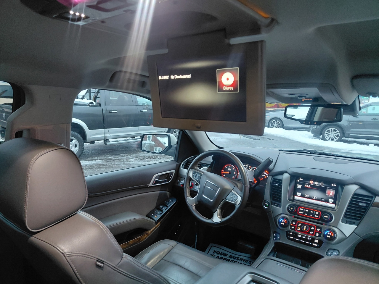 GMC Yukon Denali XL 4WD 2015