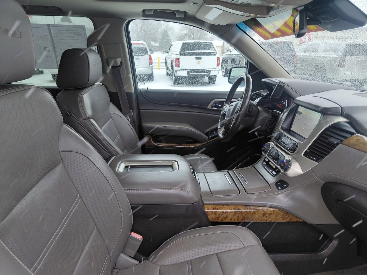 GMC Yukon Denali 4WD 2015
