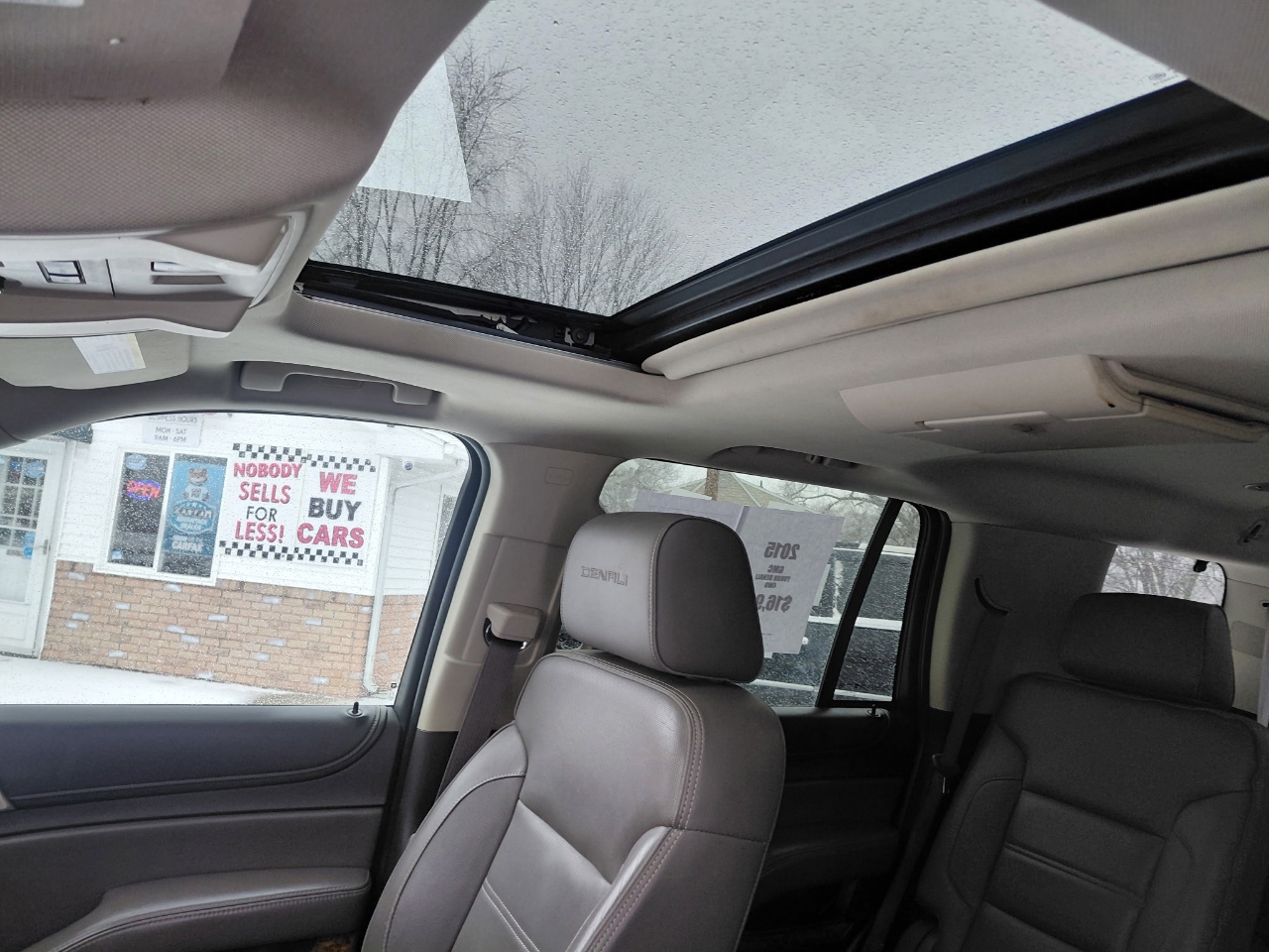 GMC Yukon Denali 4WD 2015