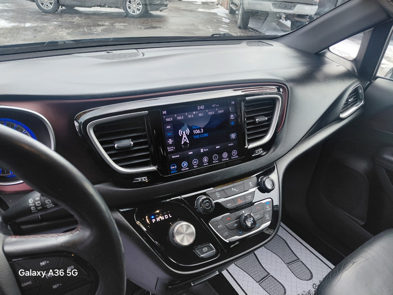 Chrysler Pacifica Touring-L Plus 2020