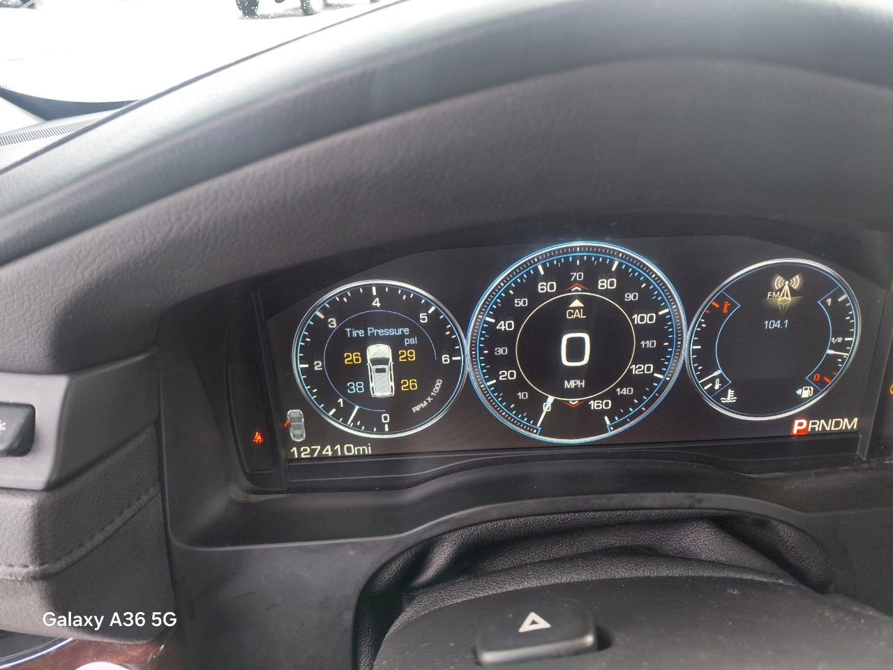 Cadillac Escalade Luxury 4WD 2015