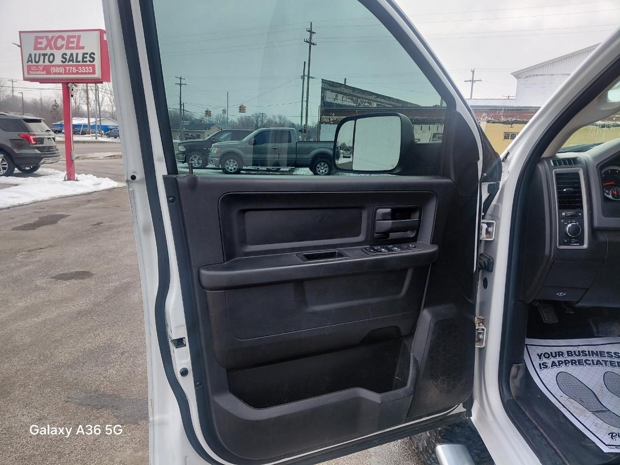 RAM 2500 ST Crew Cab SWB 4WD 2014