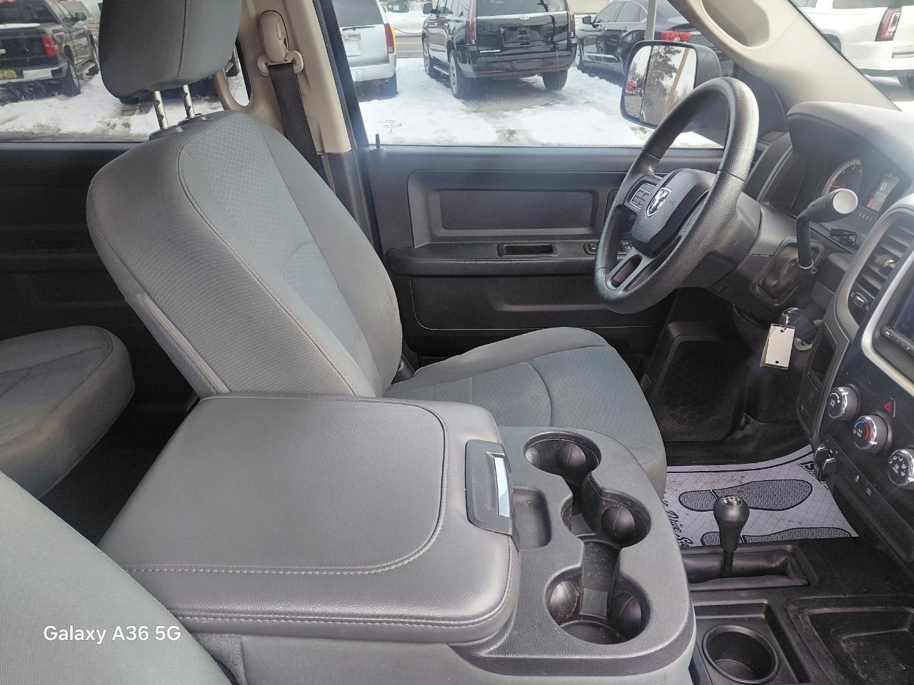 RAM 2500 ST Crew Cab SWB 4WD 2014