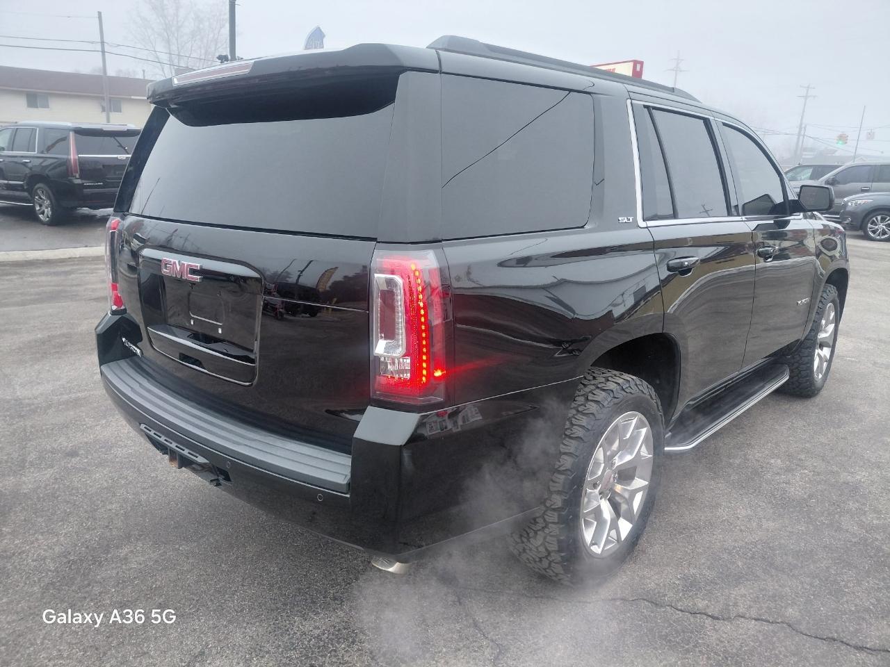 GMC Yukon SLT 4WD 2015