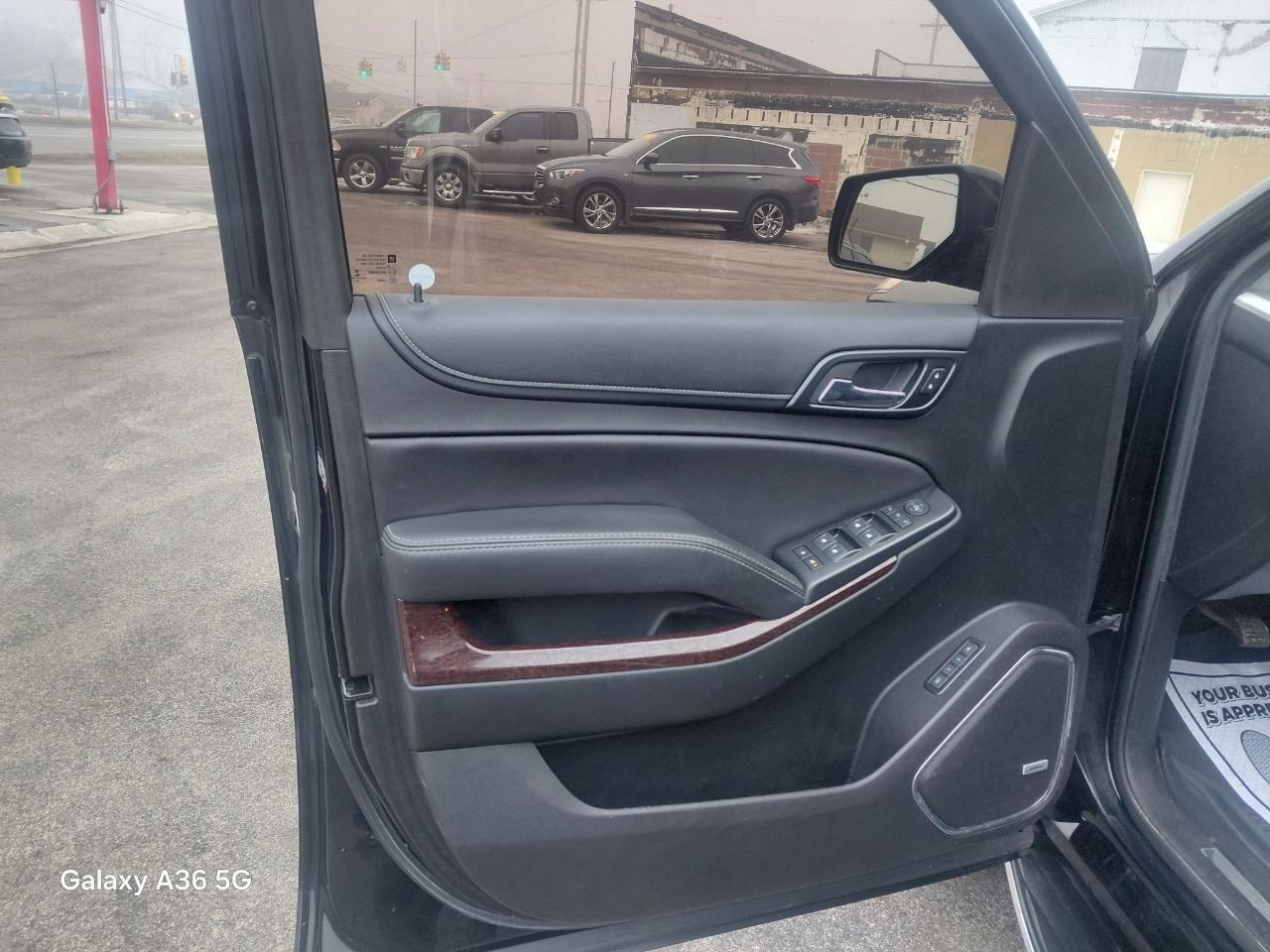 GMC Yukon SLT 4WD 2015