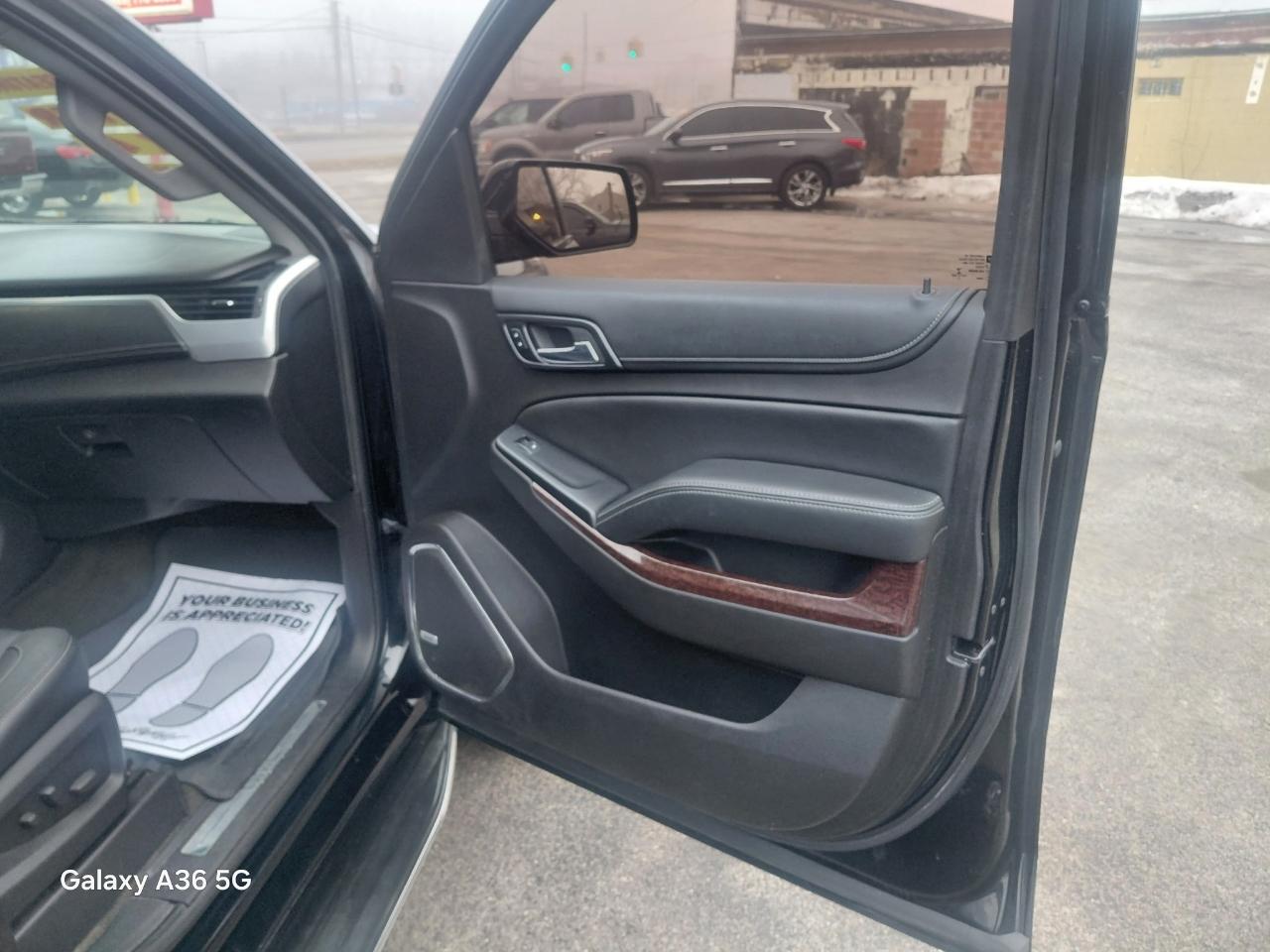 GMC Yukon SLT 4WD 2015