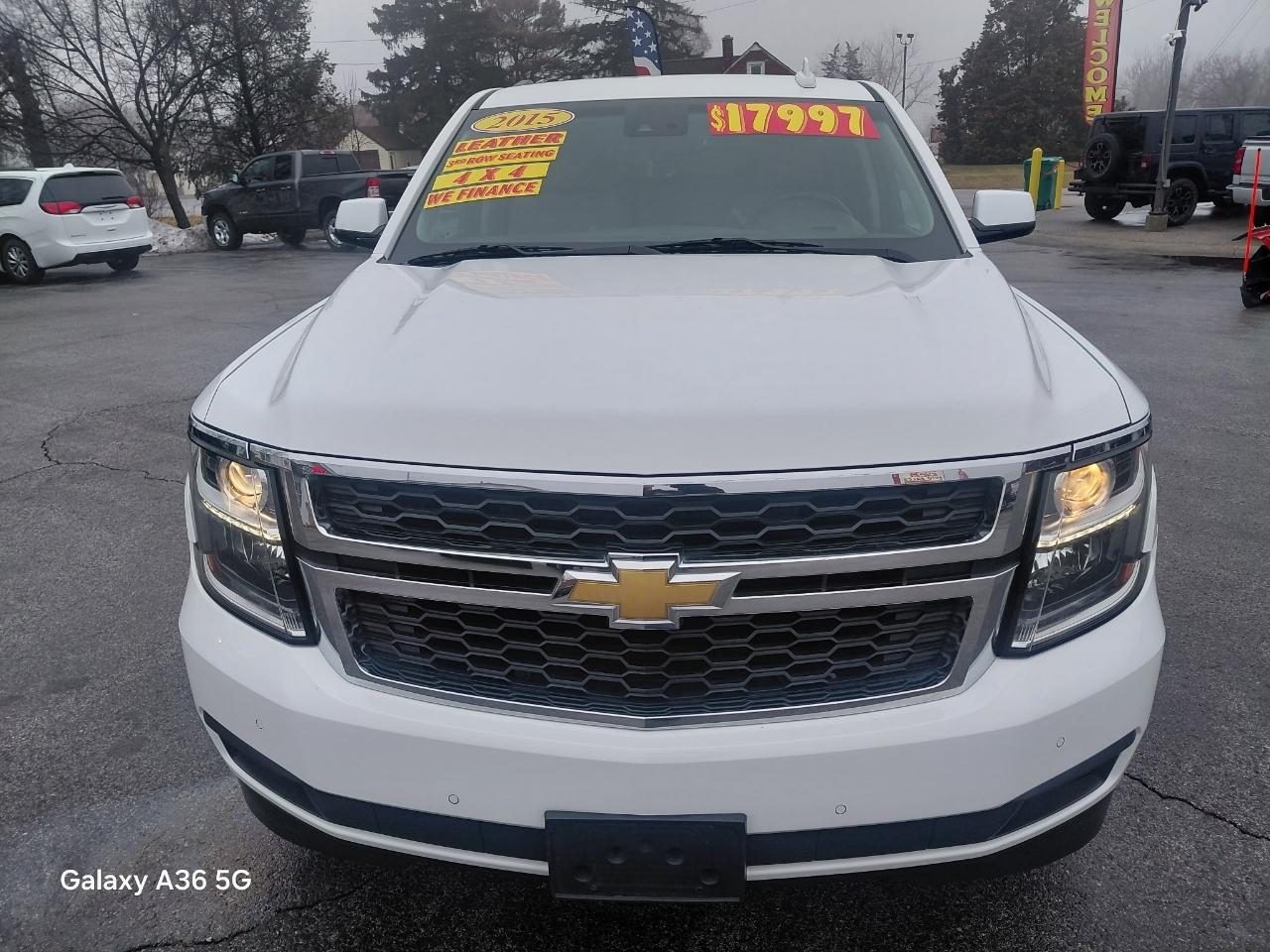 Chevrolet Suburban LT 1500 4WD 2015