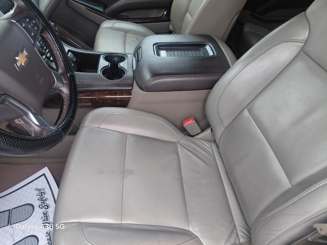 Chevrolet Suburban LT 1500 4WD 2015