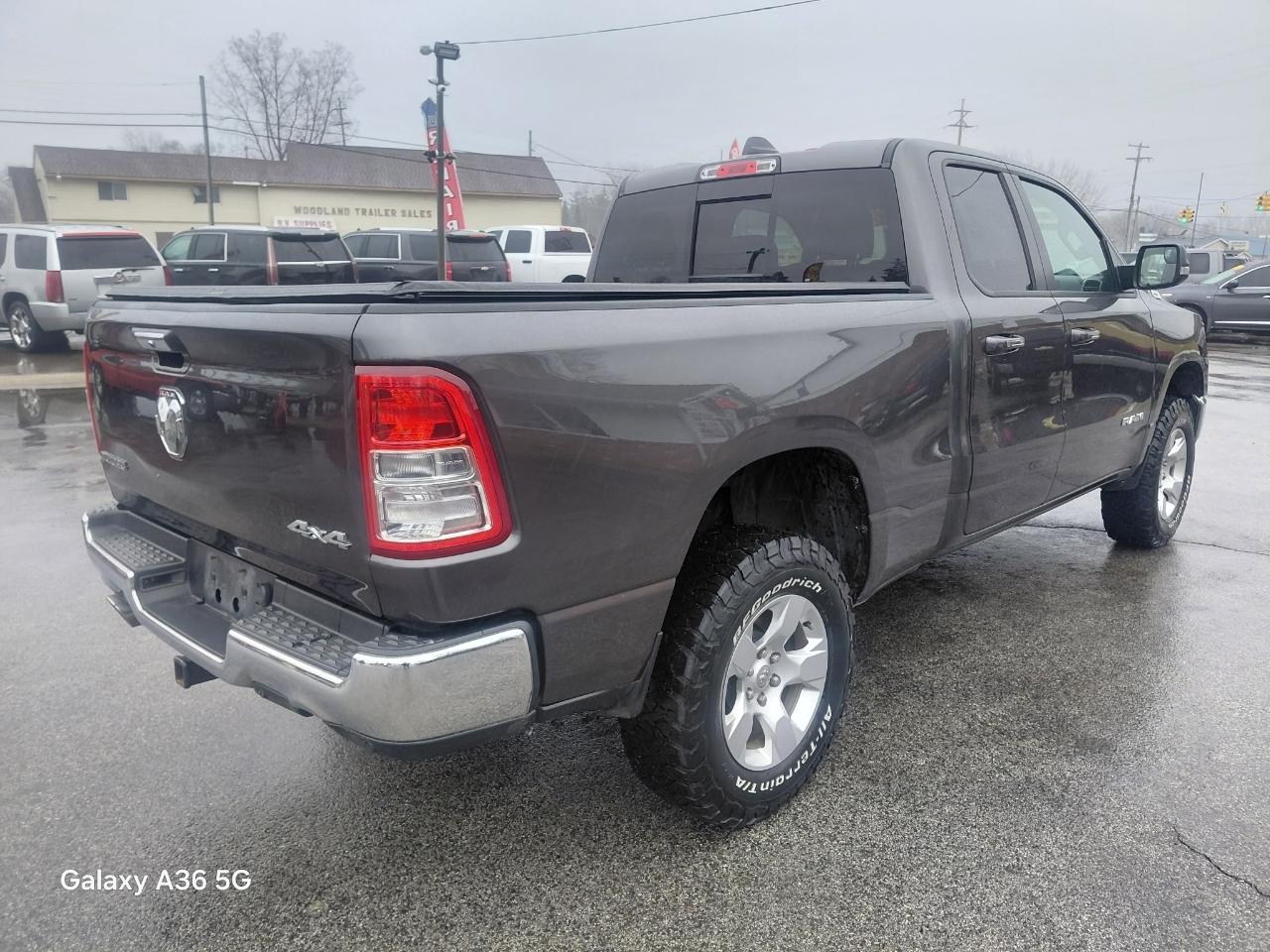 RAM 1500 Big Horn Quad Cab 4WD 2020