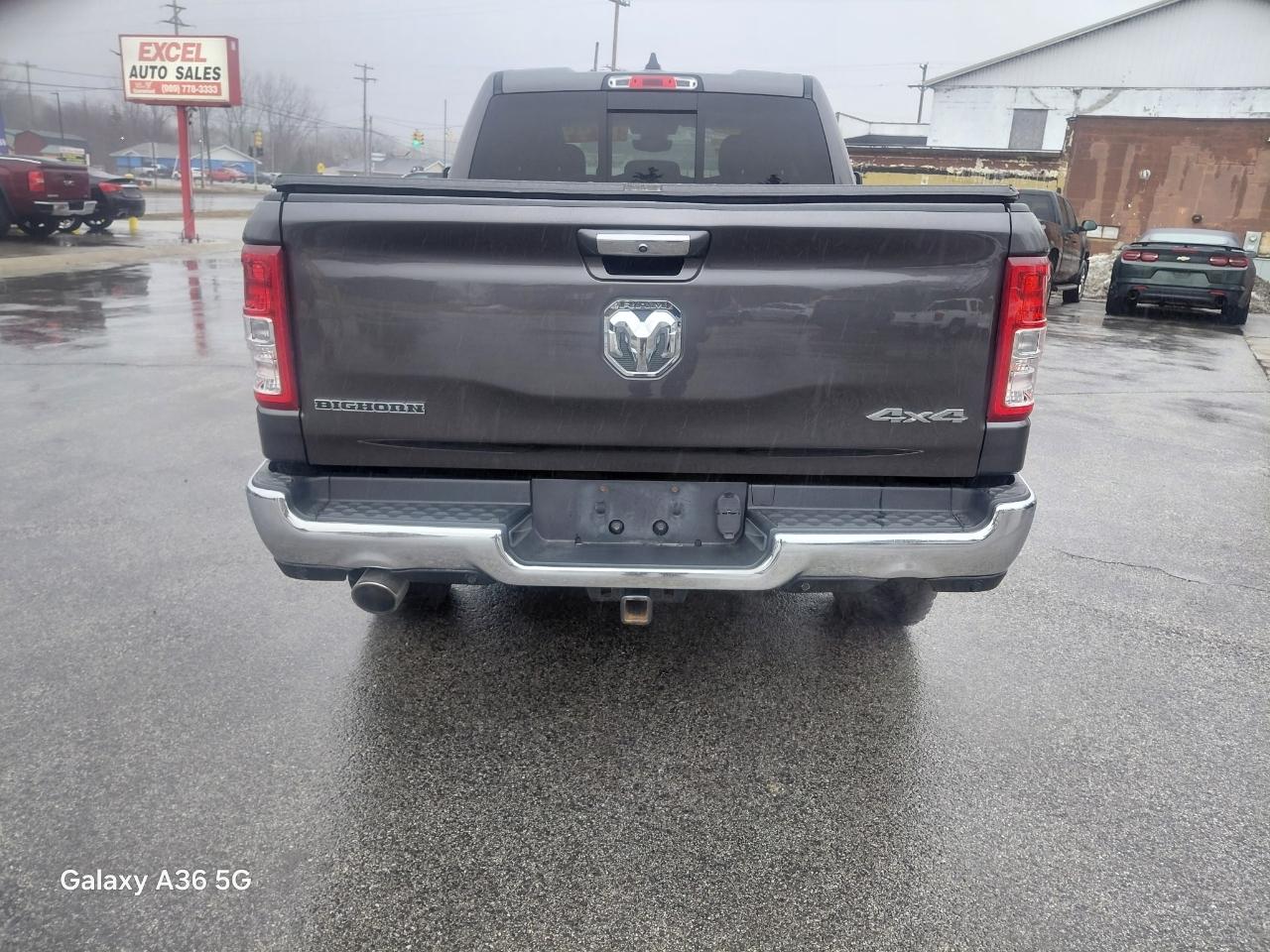 RAM 1500 Big Horn Quad Cab 4WD 2020