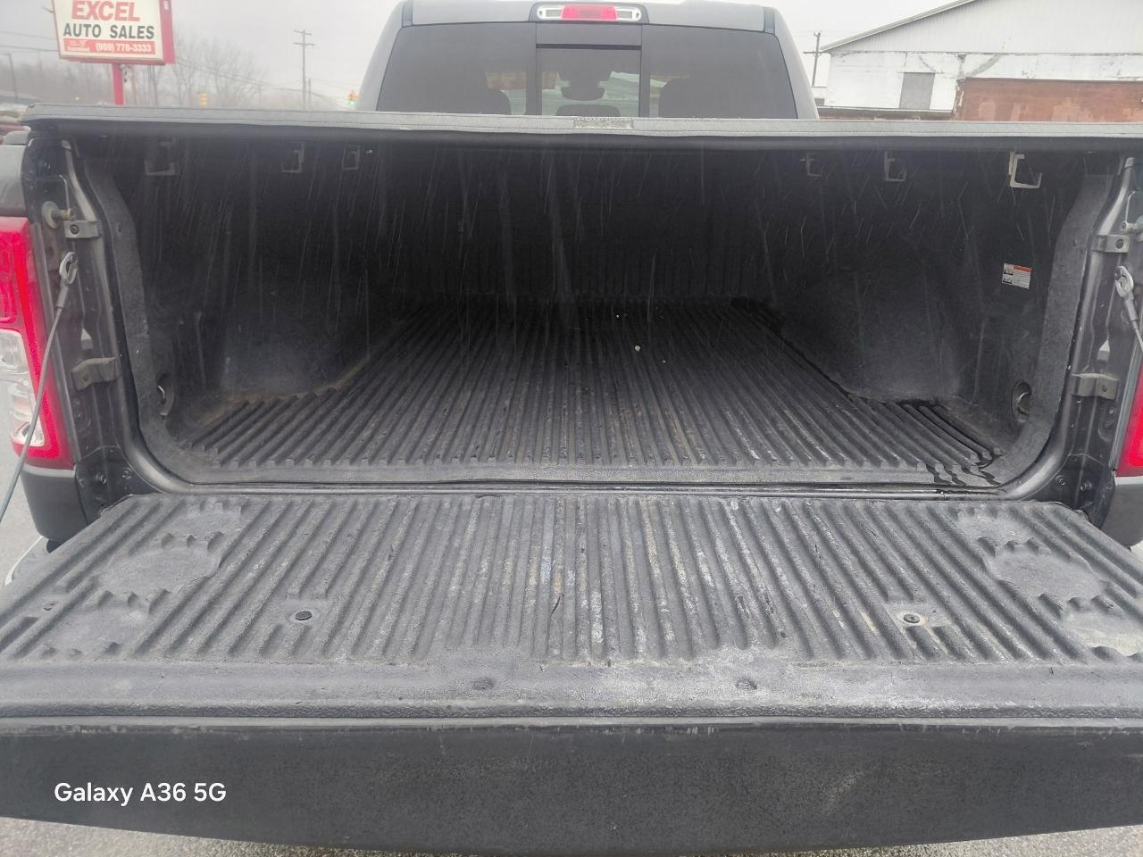 RAM 1500 Big Horn Quad Cab 4WD 2020