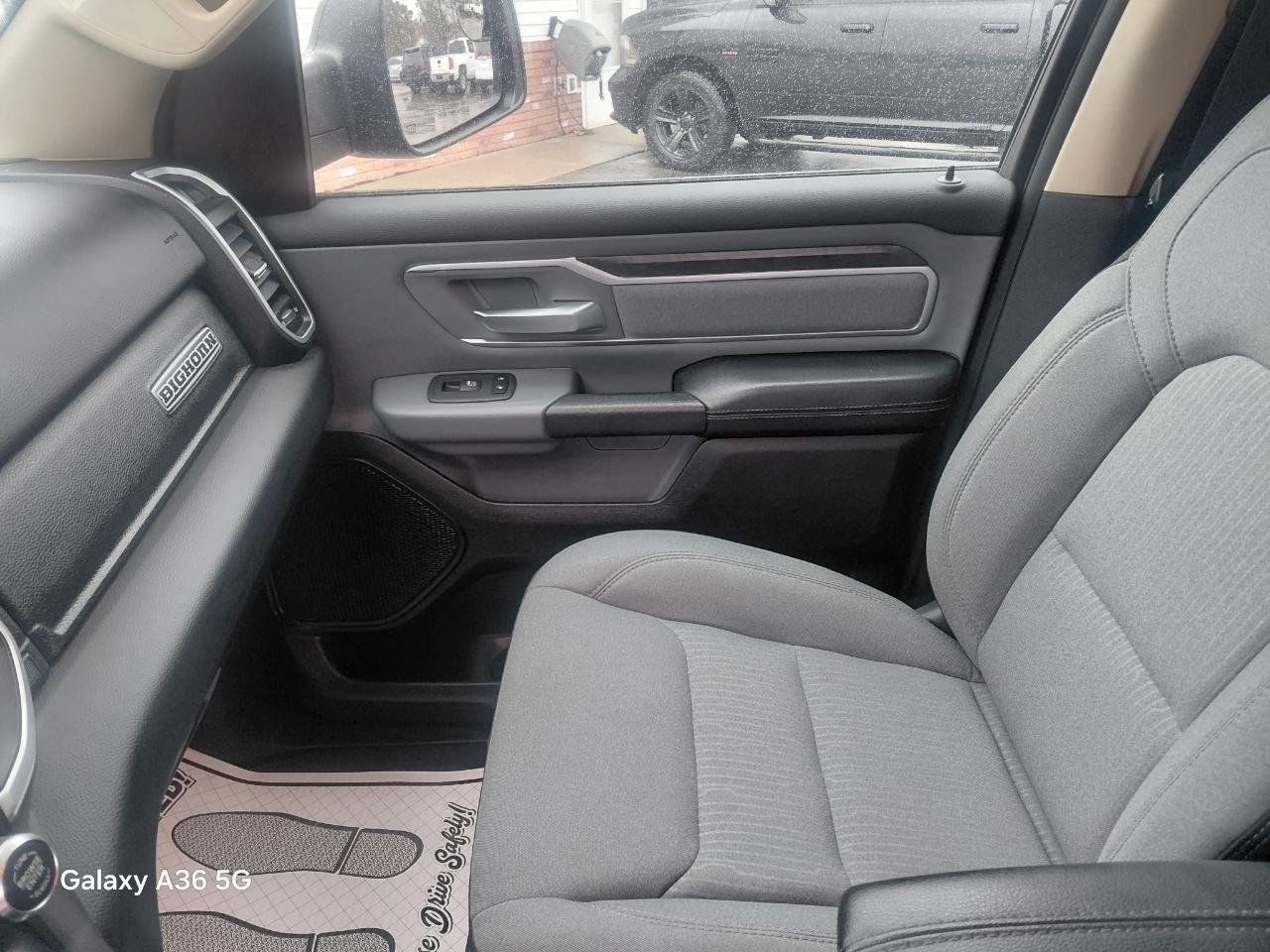 RAM 1500 Big Horn Quad Cab 4WD 2020