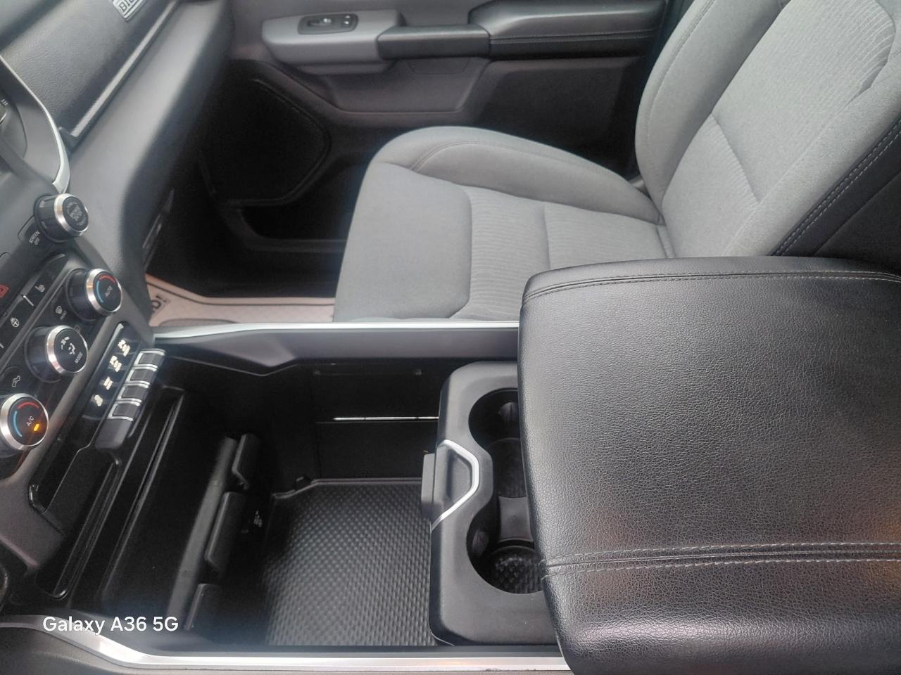 RAM 1500 Big Horn Quad Cab 4WD 2020