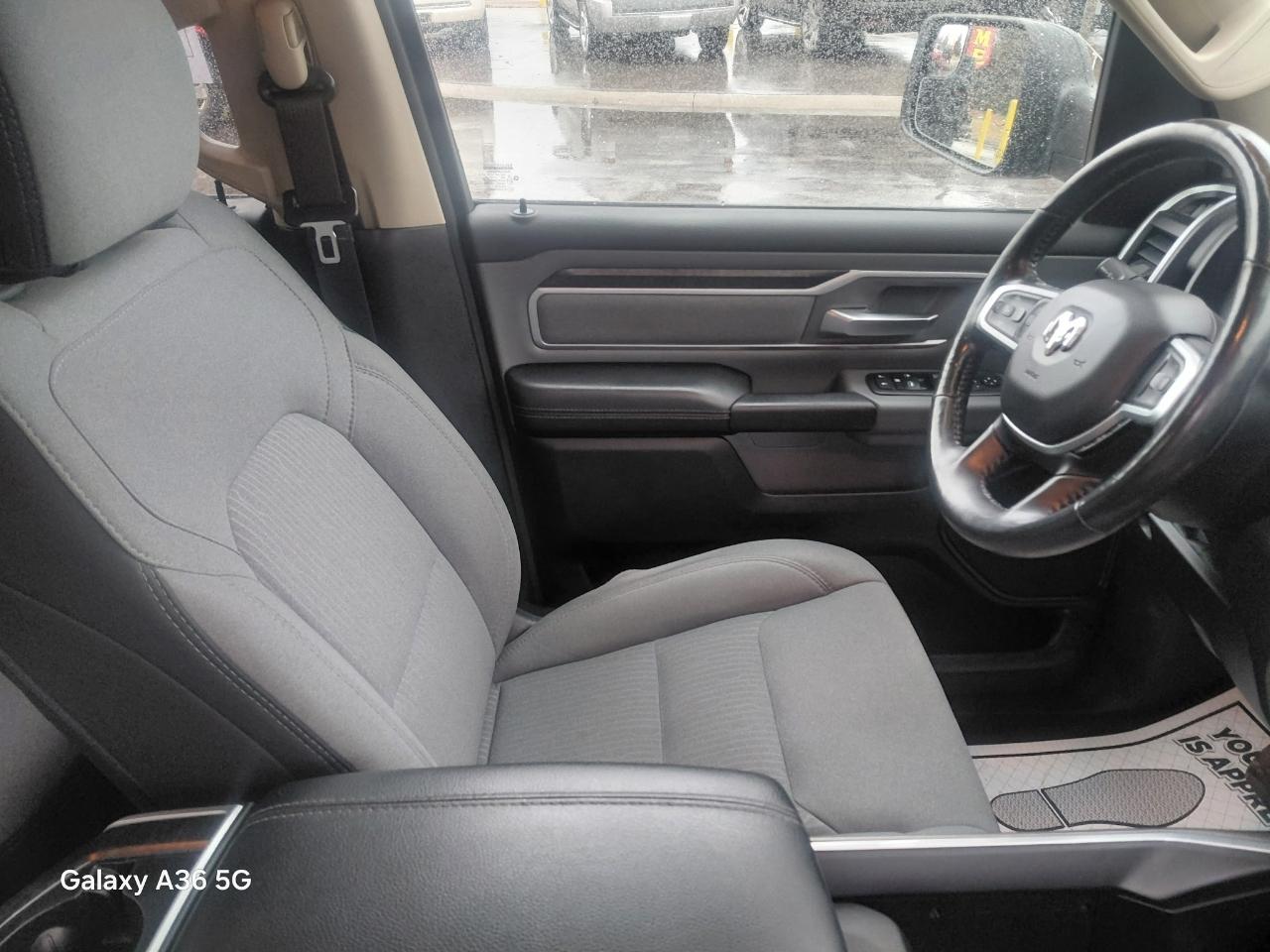 RAM 1500 Big Horn Quad Cab 4WD 2020