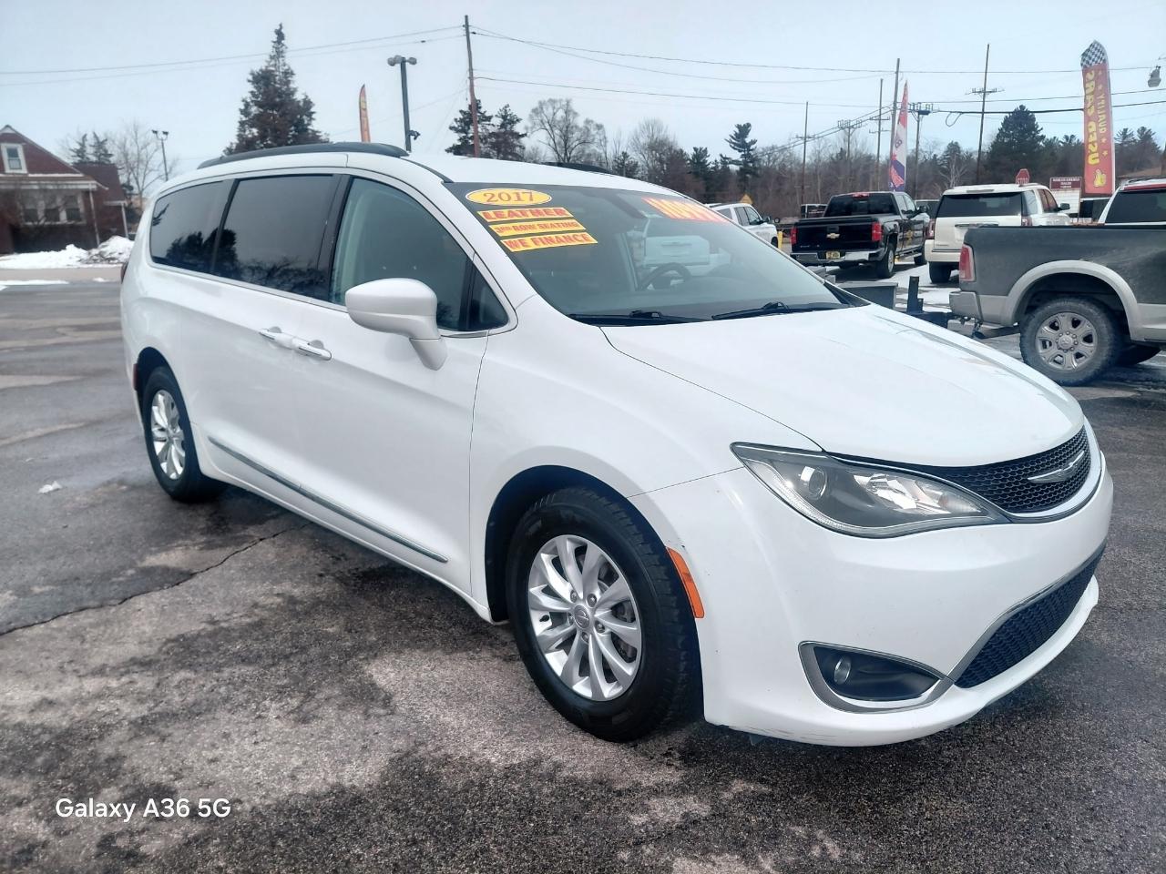 Chrysler Pacifica Touring-L 2017