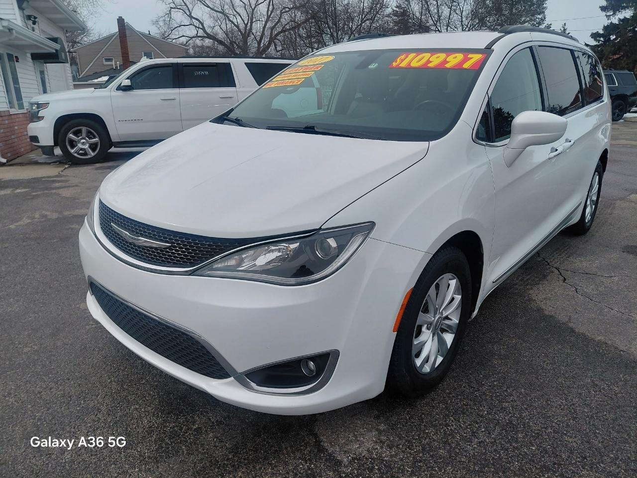 Chrysler Pacifica Touring-L 2017