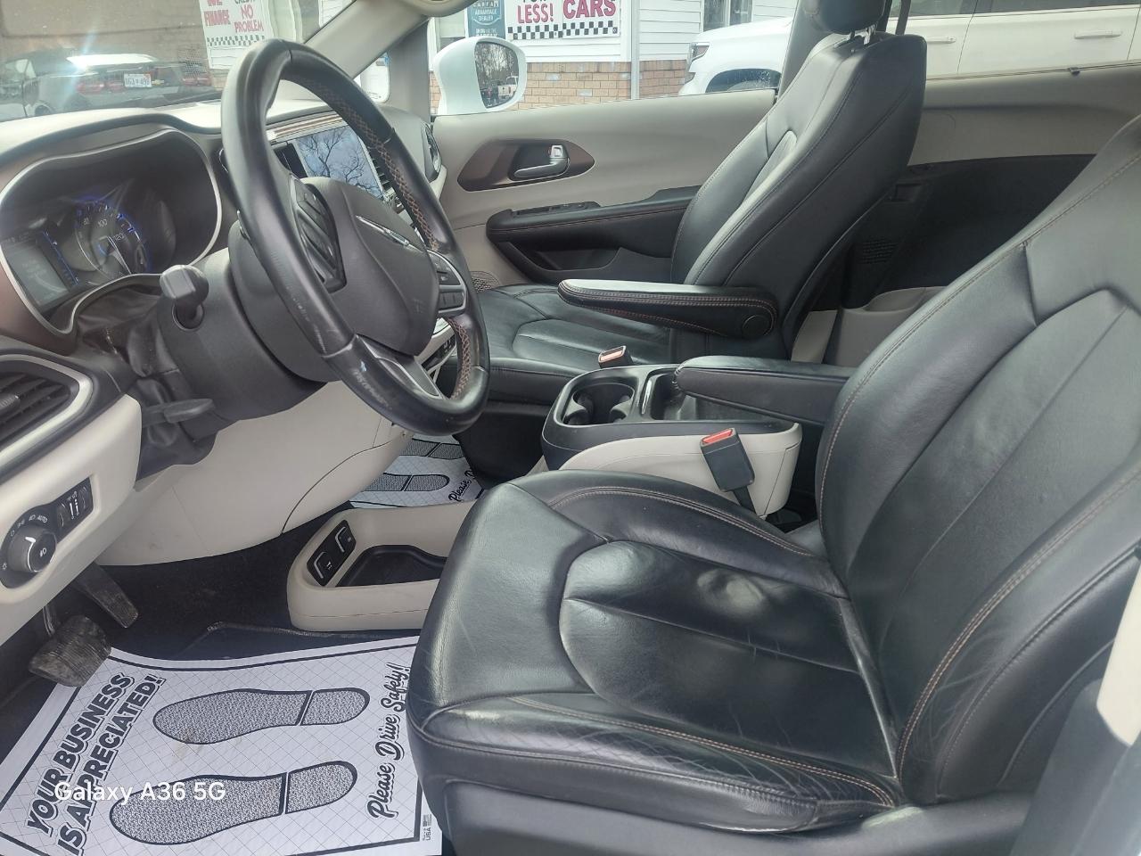 Chrysler Pacifica Touring-L 2017