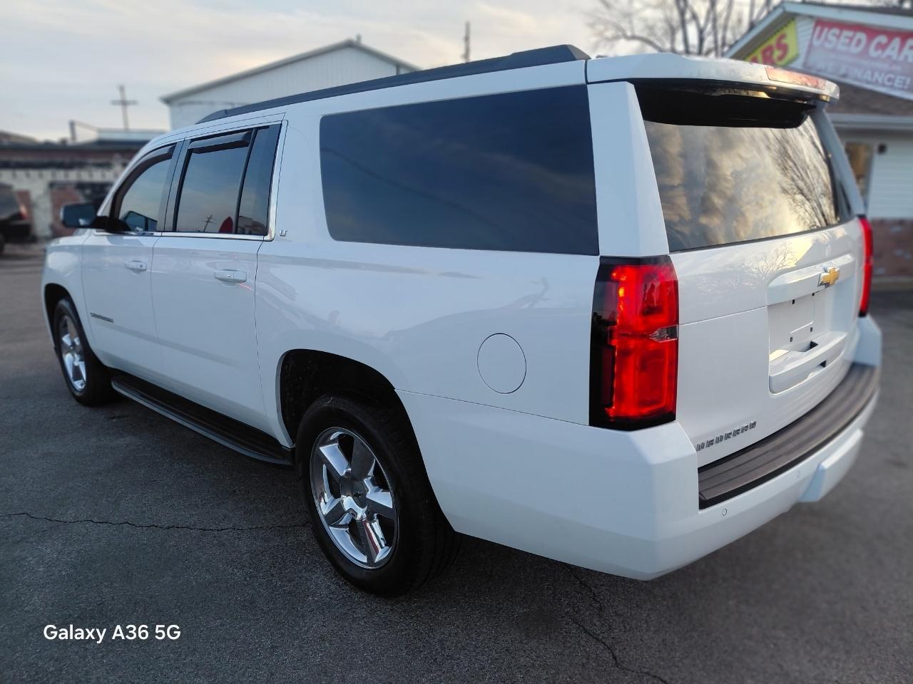 Chevrolet Suburban LT 4WD 2018