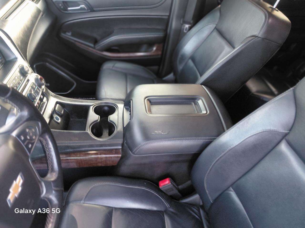 Chevrolet Suburban LT 4WD 2018