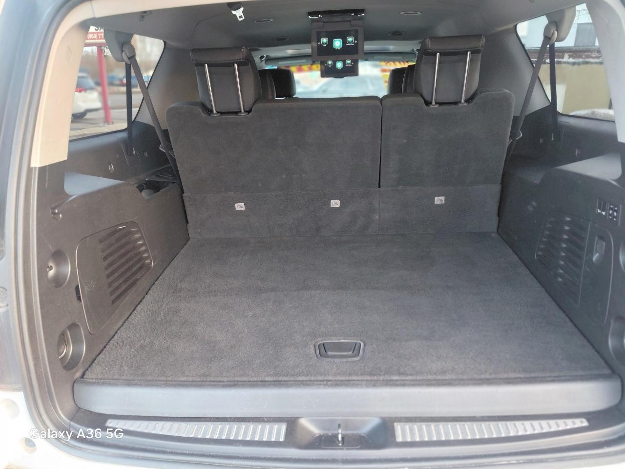 Chevrolet Suburban LT 4WD 2018