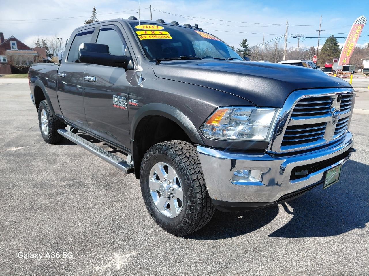 RAM 2500 SLT Crew Cab SWB 4WD 2014
