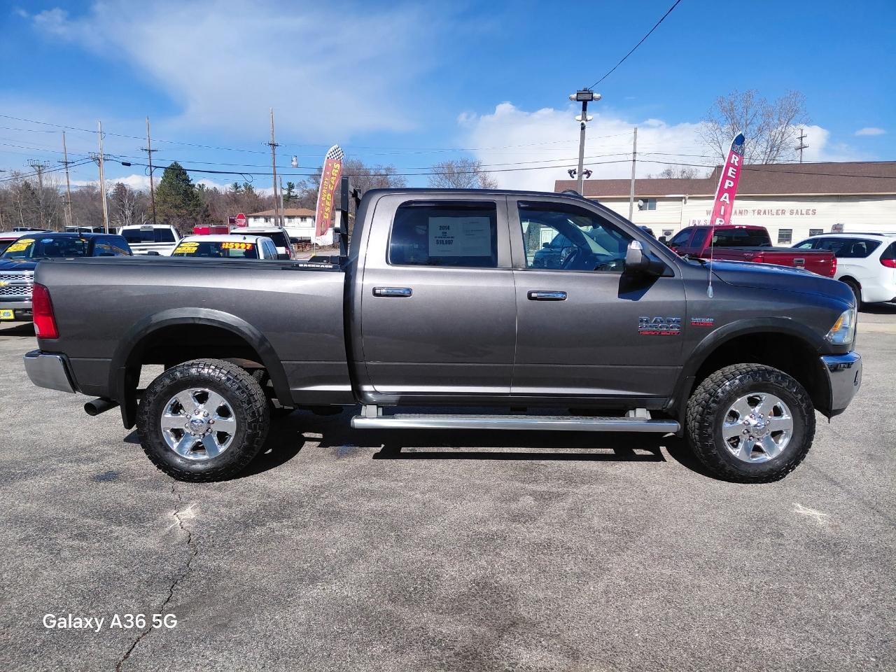 RAM 2500 SLT Crew Cab SWB 4WD 2014