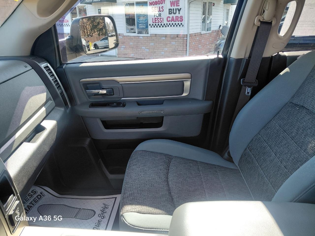 RAM 2500 SLT Crew Cab SWB 4WD 2014